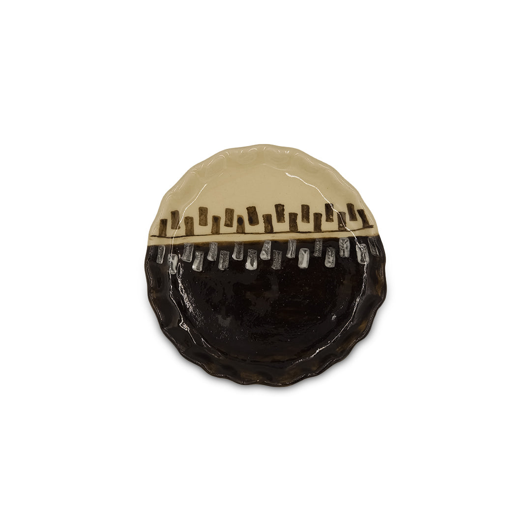 Two-Tone Scalloped Ceramic small Plate