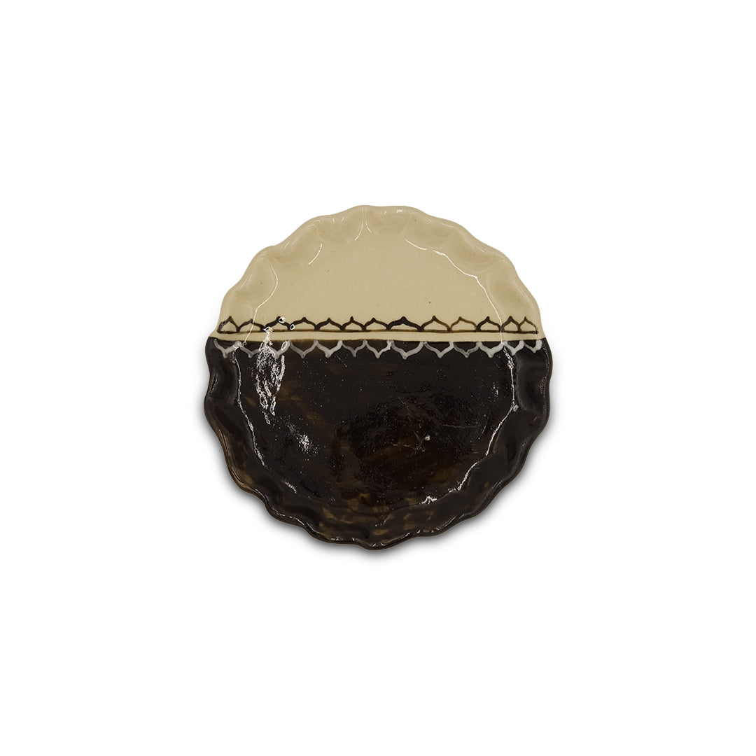 Two-Tone Scalloped Ceramic small Plate
